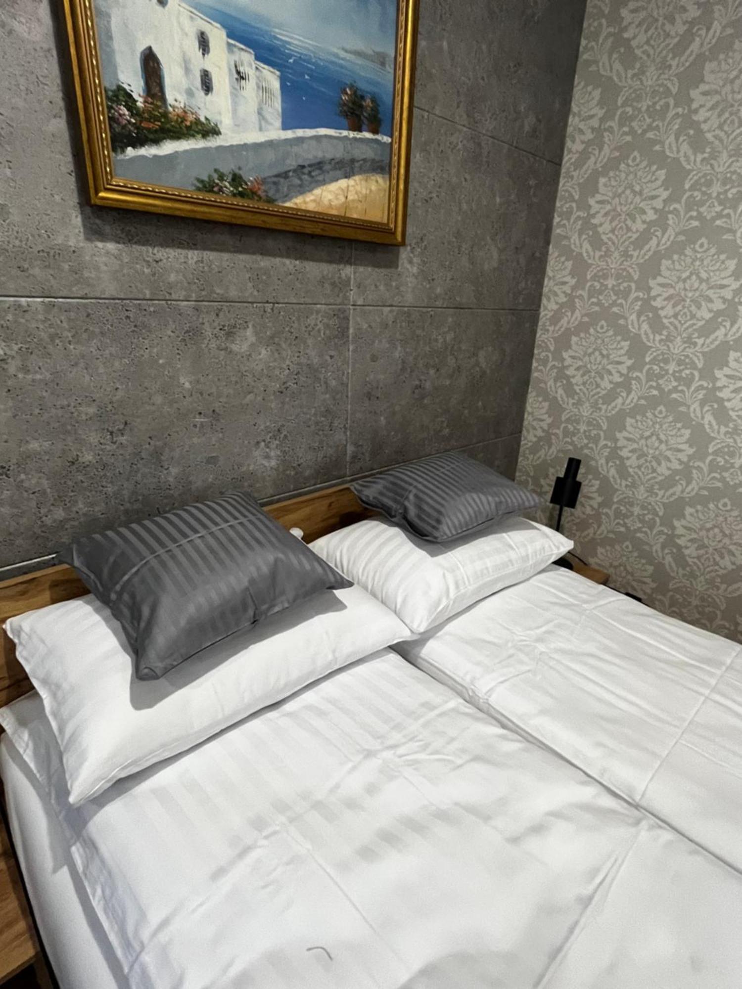 Apartamenty Dbrw Jezyce Poznań Exterior foto